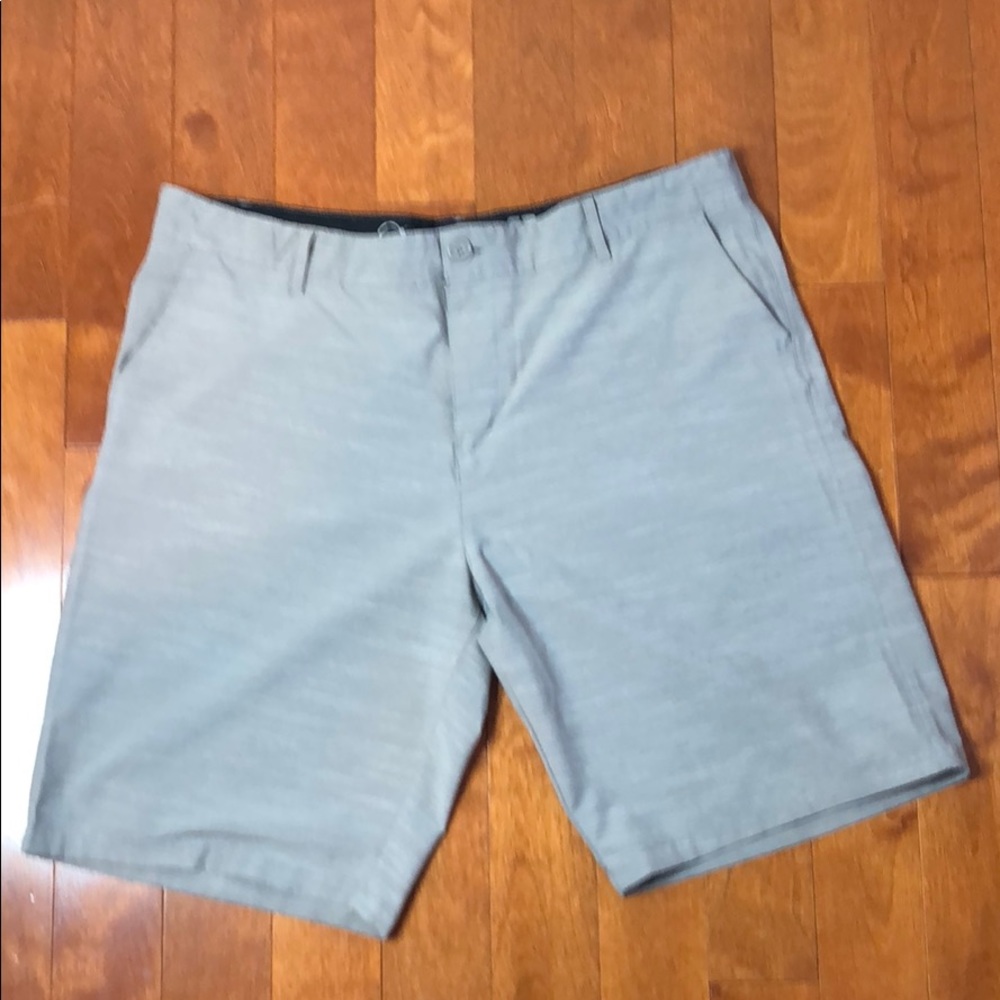 Mens Shorts sz 38